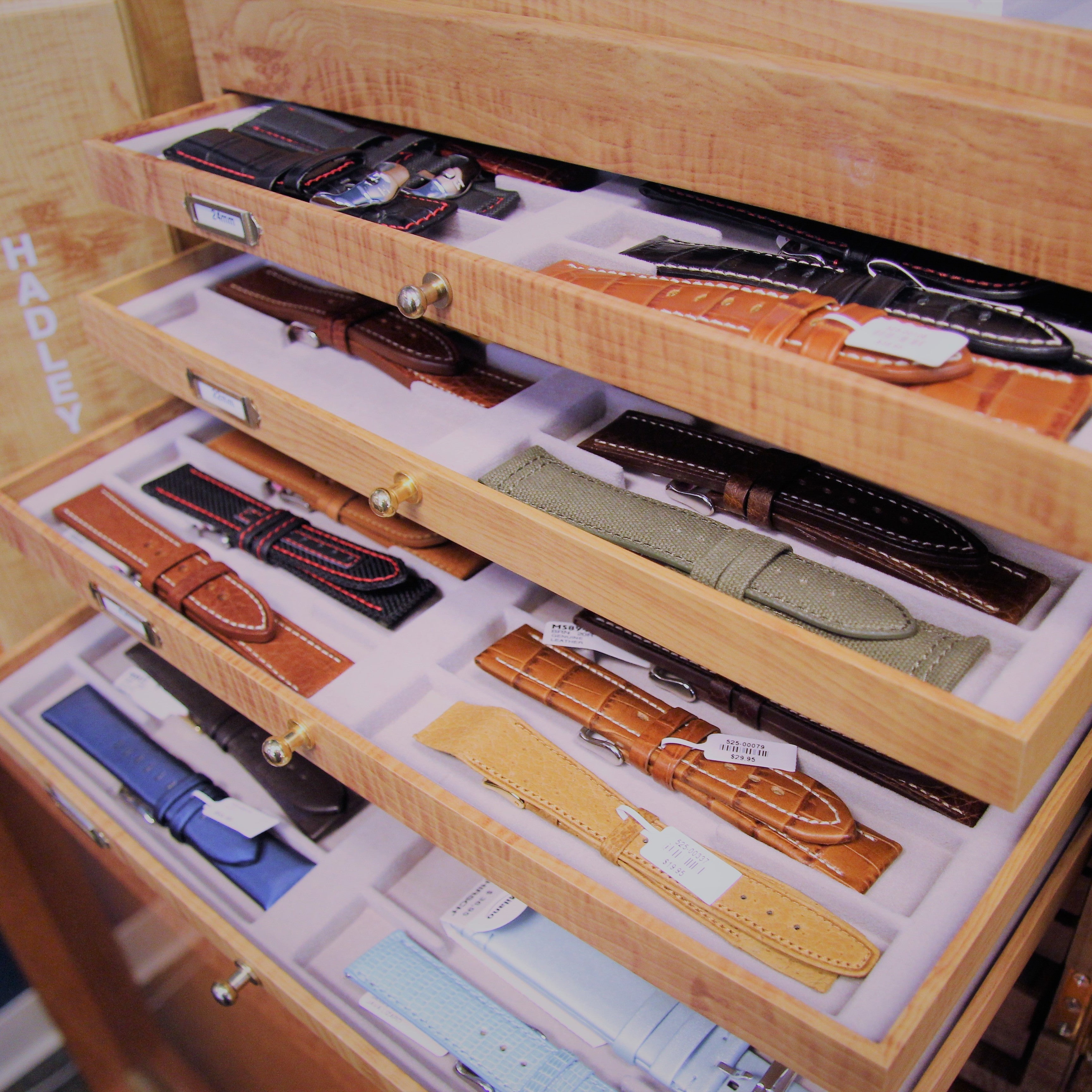 Watch Bands & Attachments – TimeScape