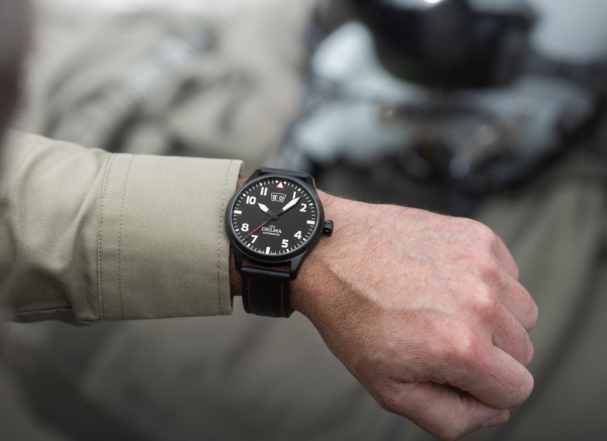 DELMA - Commander Big-Date Auto LE | 44601.720.6.038