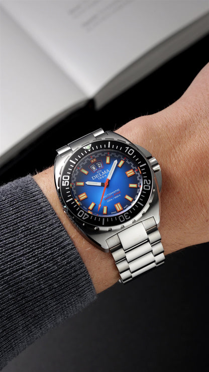 <iframe width="463" height="823" src="https://www.youtube.com/embed/RyXSdif9Hr8" title="DELMA - Shell Star LE Auto l 41703.736.6.041 #delma #wristshot #divewatch" frameborder="0" allow="accelerometer; autoplay; clipboard-write; encrypted-media; gyroscope; picture-in-picture; web-share" referrerpolicy="strict-origin-when-cross-origin" allowfullscreen></iframe>