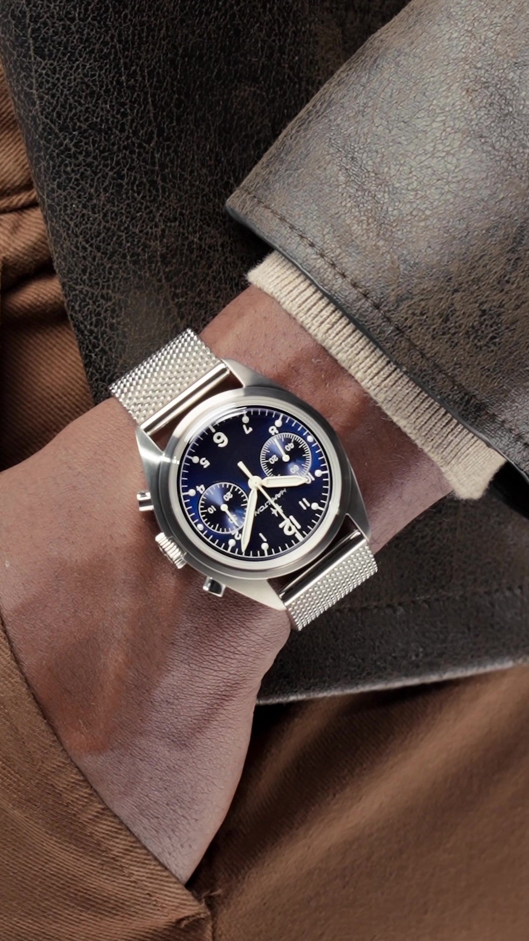 <iframe width="463" height="823" src="https://www.youtube.com/embed/snIft7a28js" title="HAMILTON - Aviation Pilot Pioneer Chrono76409140 wristshot #hamiltonwatch #wristwatch" frameborder="0" allow="accelerometer; autoplay; clipboard-write; encrypted-media; gyroscope; picture-in-picture; web-share" referrerpolicy="strict-origin-when-cross-origin" allowfullscreen></iframe>