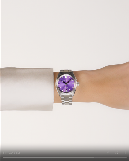 <iframe width="467" height="830" src="https://www.youtube.com/embed/oWv36_jfRYo" title="HAMIILTON - JazzMaster Performer Auto H36105170" frameborder="0" allow="accelerometer; autoplay; clipboard-write; encrypted-media; gyroscope; picture-in-picture; web-share" referrerpolicy="strict-origin-when-cross-origin" allowfullscreen></iframe>