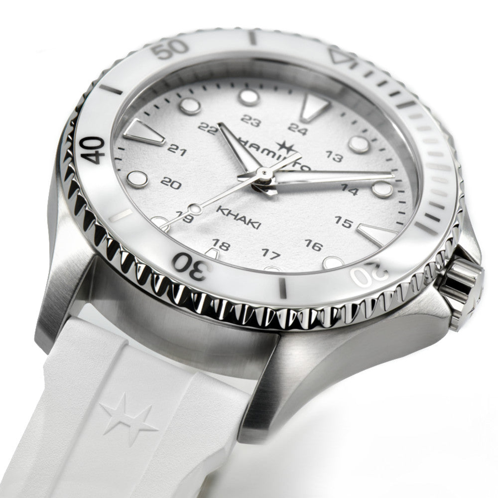 HAMILTON - Khaki Navy Scuba Quartz | H82221310