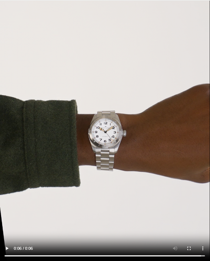 <iframe width="467" height="830" src="https://www.youtube.com/embed/Ir5ShEe4nk0" title="HAMILTON - Khaki Field Expedition | H70225110 wrist-shot video" frameborder="0" allow="accelerometer; autoplay; clipboard-write; encrypted-media; gyroscope; picture-in-picture; web-share" referrerpolicy="strict-origin-when-cross-origin" allowfullscreen></iframe>