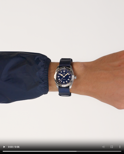 <iframe width="467" height="830" src="https://www.youtube.com/embed/_Sd_Pfzv9pk" title="HAMILTON Khaki Field Expedition | H70225940 #hamiltonwatch" frameborder="0" allow="accelerometer; autoplay; clipboard-write; encrypted-media; gyroscope; picture-in-picture; web-share" referrerpolicy="strict-origin-when-cross-origin" allowfullscreen></iframe>