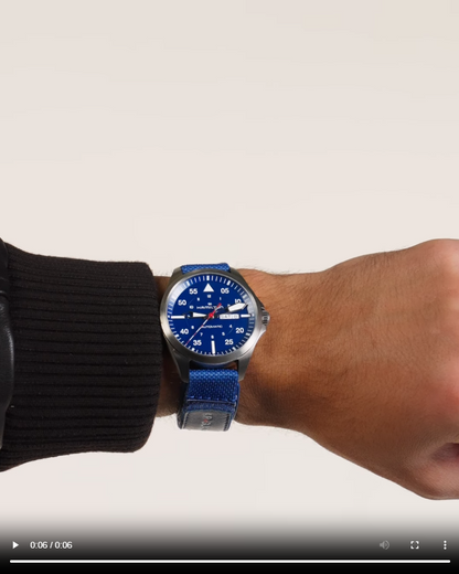 <iframe width="467" height="830" src="https://www.youtube.com/embed/945J90lDTU0" title="HAMILTON - Khaki Aviation Pilot Day-Day Auto | H64655941 #hamiltonwatch #pilotwatch" frameborder="0" allow="accelerometer; autoplay; clipboard-write; encrypted-media; gyroscope; picture-in-picture; web-share" referrerpolicy="strict-origin-when-cross-origin" allowfullscreen></iframe>