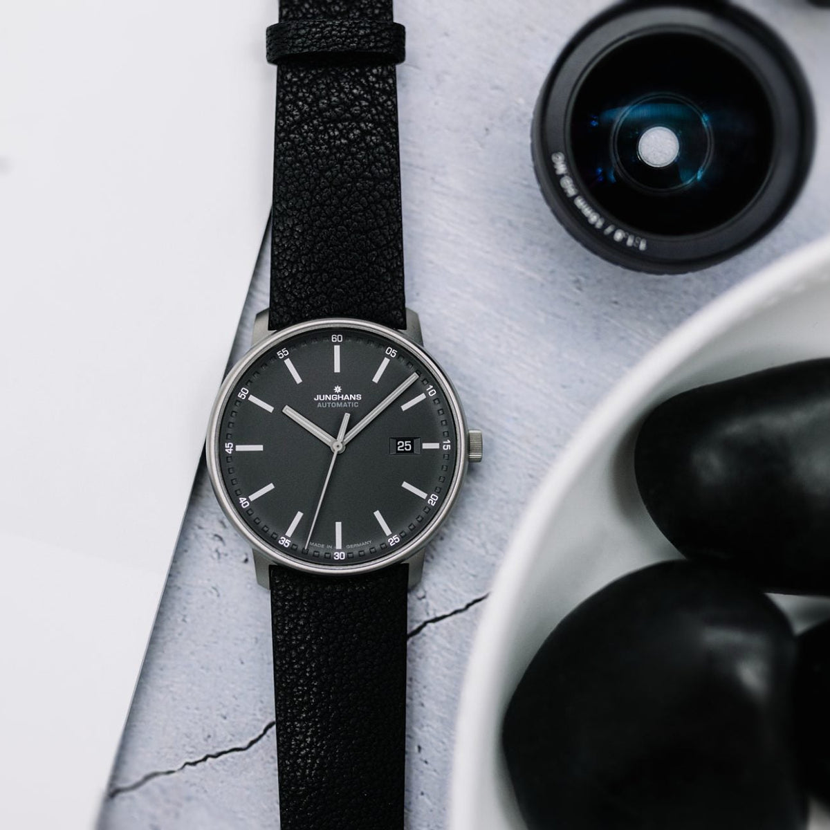 Junghans - Form A Titan Auto | 27/2001.00