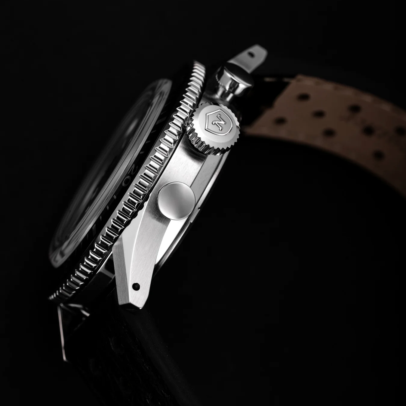 NIVADA GRENCHEN - Chronoking Mecaquartz GMT Inter-bezel | 87042Q01