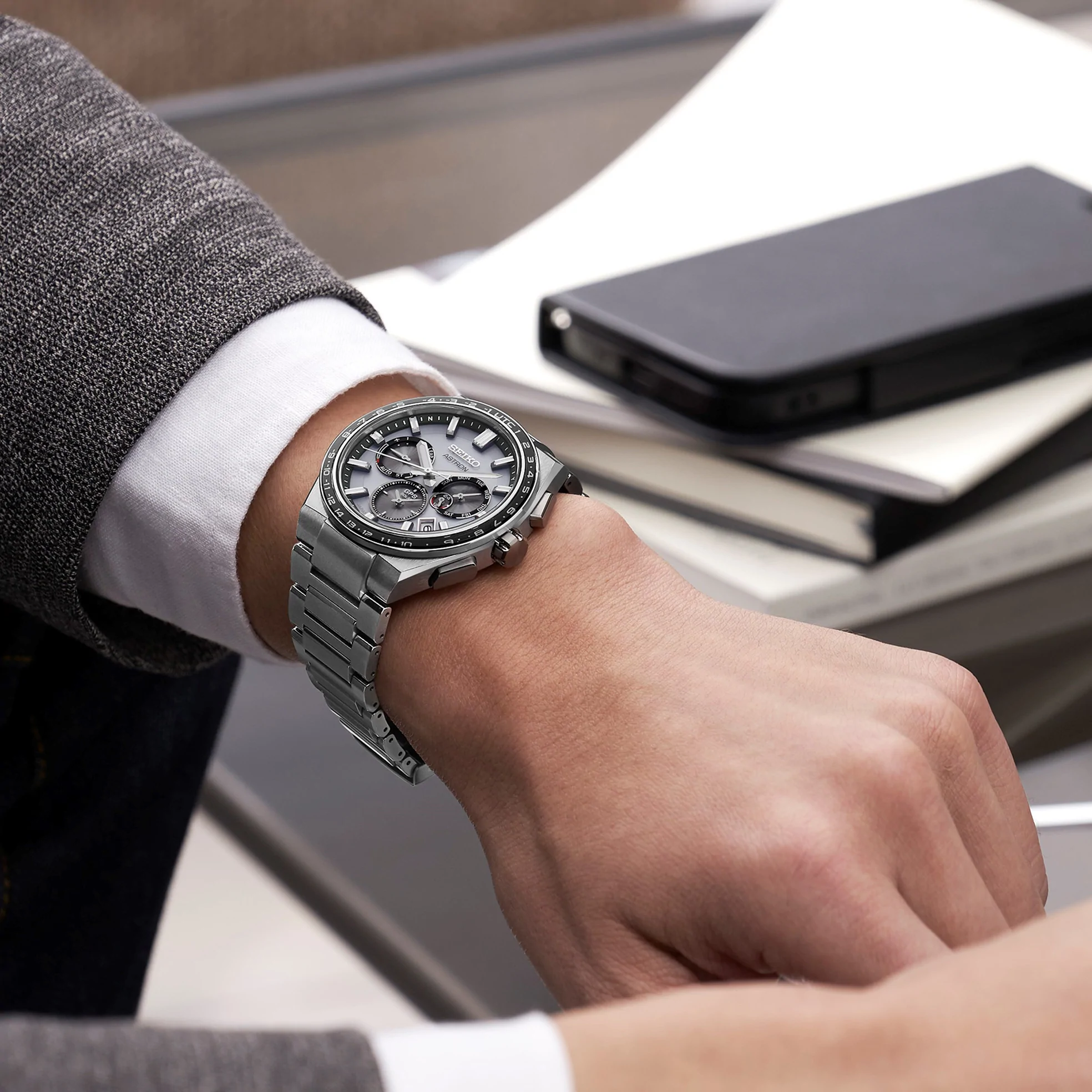 Seiko satellite wave watch 2025