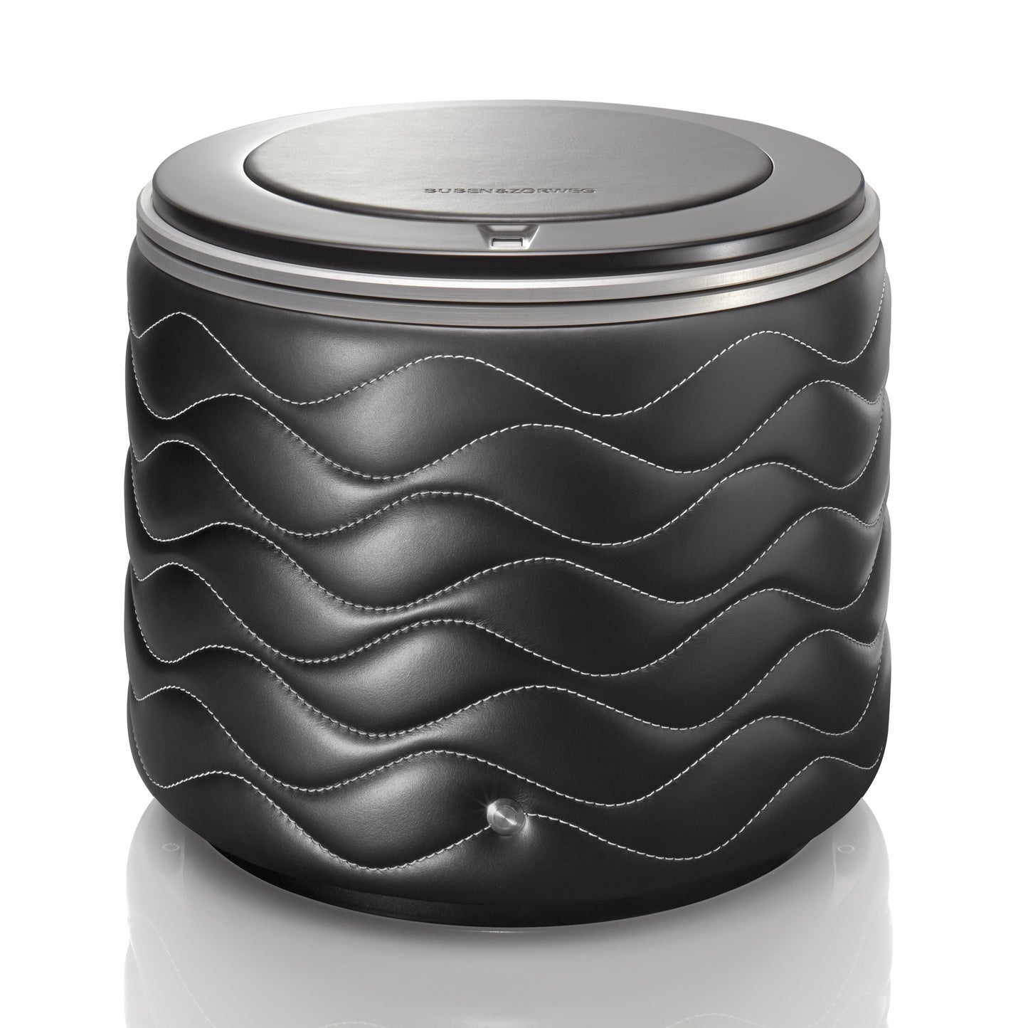 Illusion | Black Leather