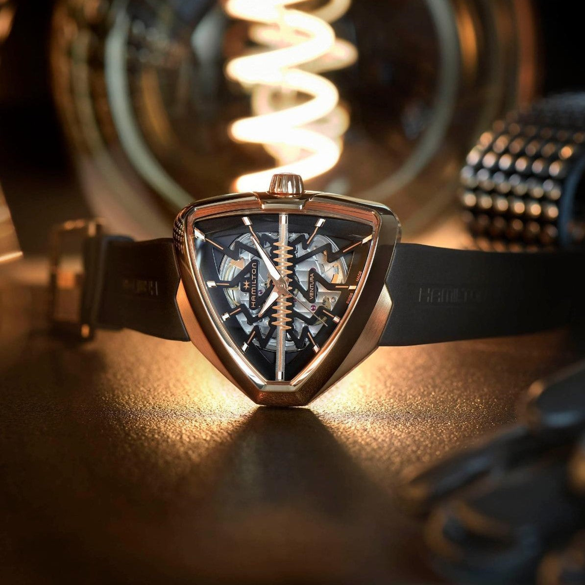 HAMILTON - Ventura Elvis80 Skeleton Auto | H24525331